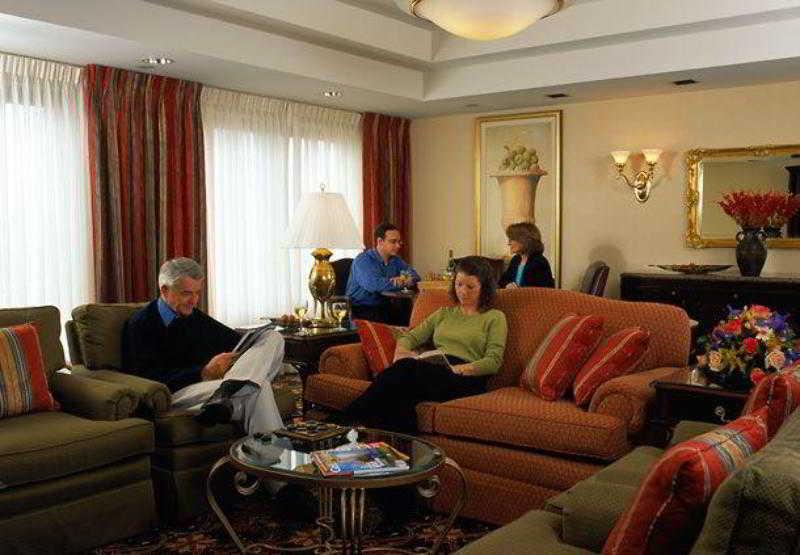 Stamford Marriott Hotel & Spa Екстериор снимка